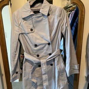 Banana republic rain coat in xs (new without tags)